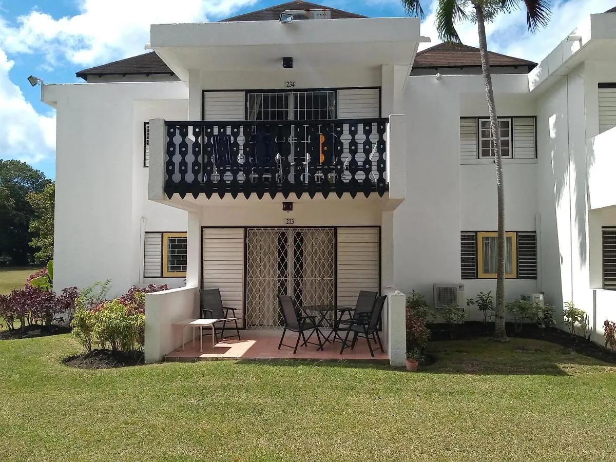 213 Golden Grove, Rockley Daire Bridgetown