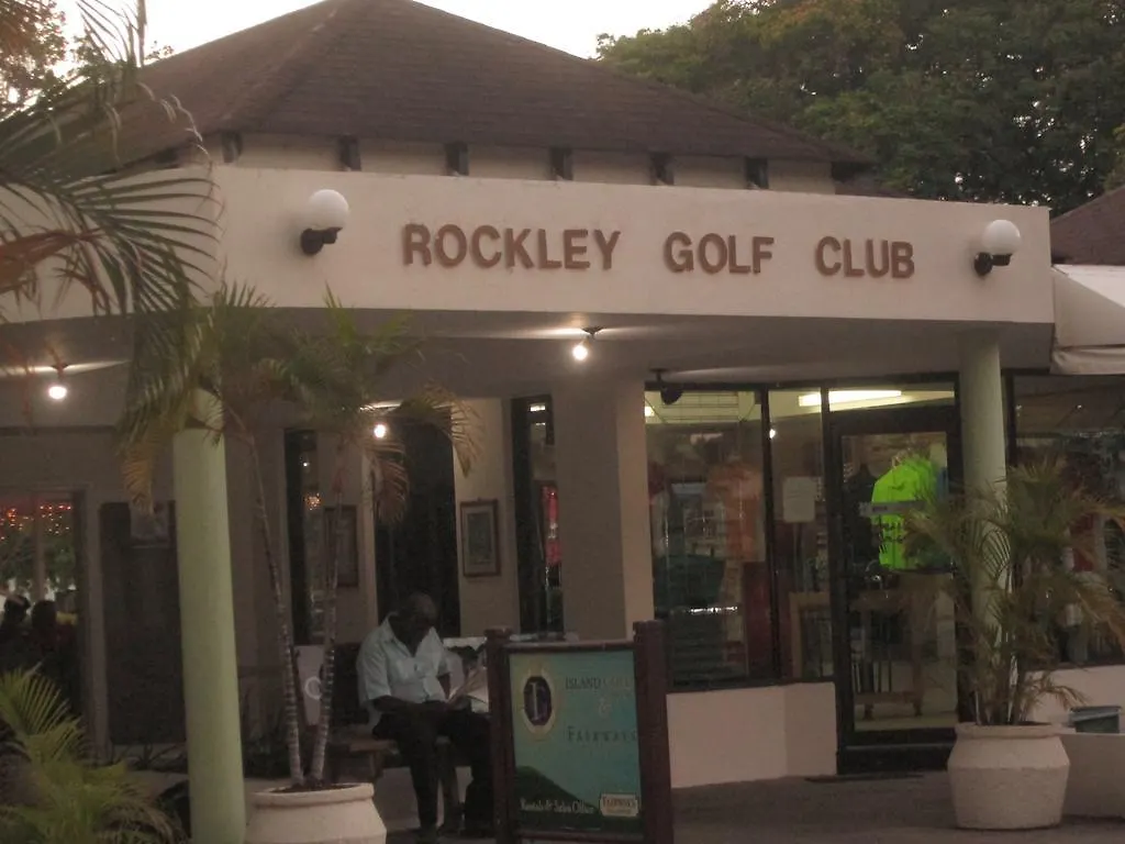 213 Golden Grove, Rockley Apartment Bridgetown